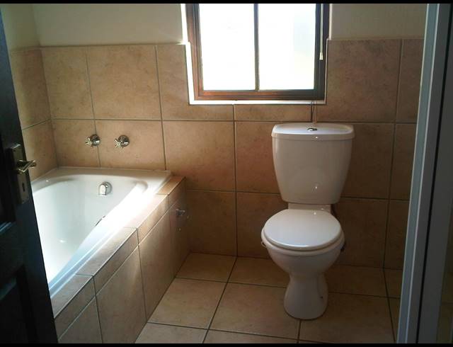 2 BEDROOM DUPLEX RENTED IN PLANTATIONS ESTATE